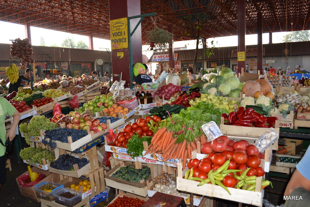 Černá Hora - Bar - Trh